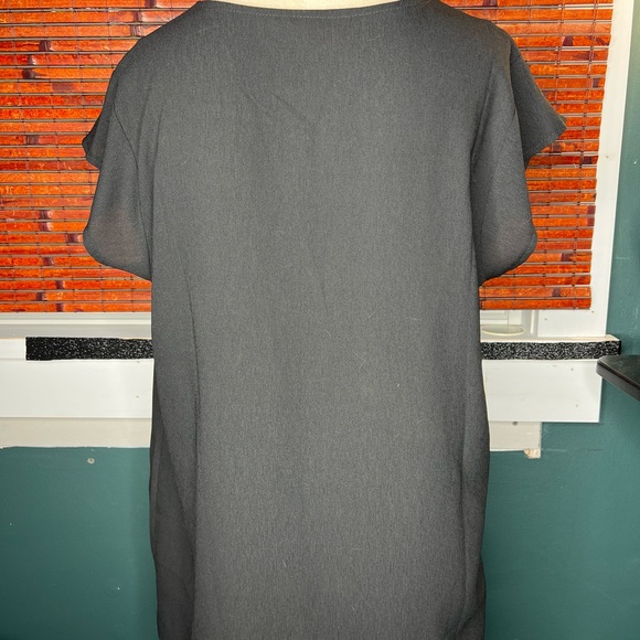 black & gold - Picture 2 of 4